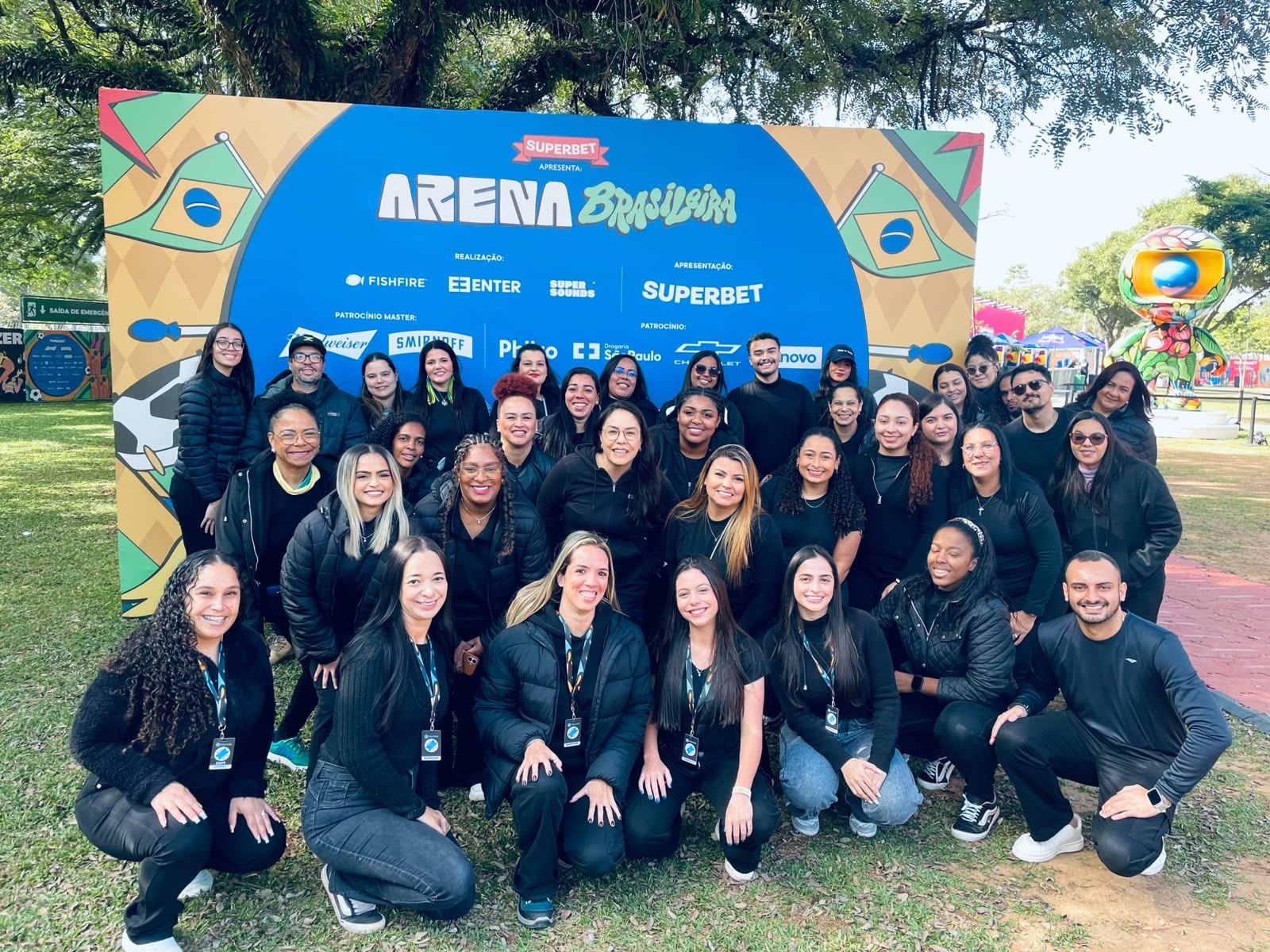 Equipe de staffs da 3S Onlife reunida na Arena Brasileira, festival realizado pela Fishfire e Enter